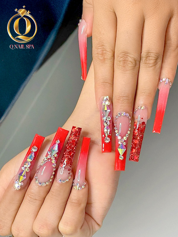 Q Nail Spa & Tanning
