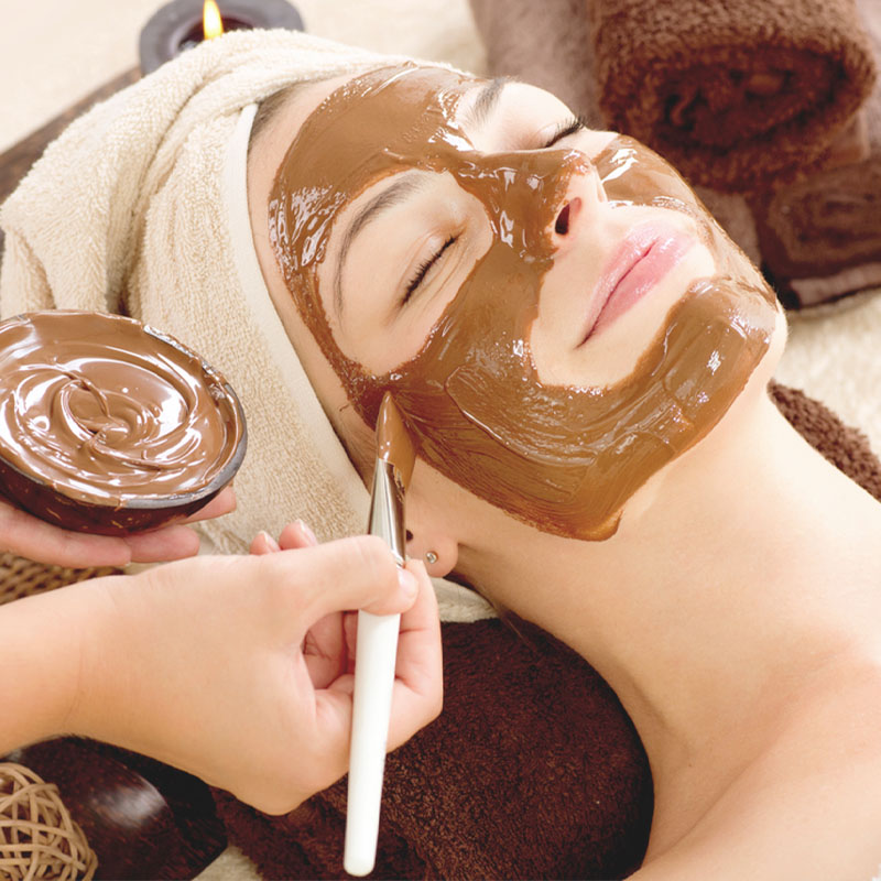 Q Nail Spa & Tanning